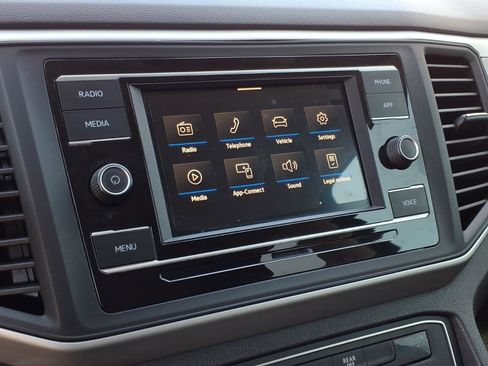 Certified 2021 Volkswagen Atlas S image 29