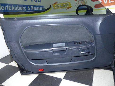 Used 2012 Dodge Challenger SRT8 image 21