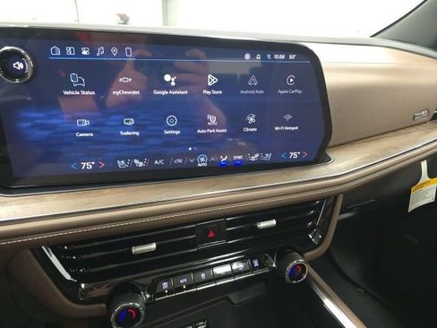 New 2026 Chevrolet Suburban High Country image 13