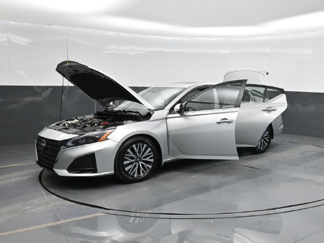 Used 2023 Nissan Altima 2.5 SV w/ SV Premium Package FWD image 58