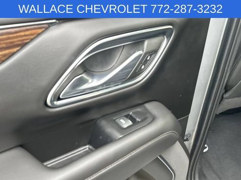 Used 2023 Chevrolet Tahoe High Country AWD/4WD image 12