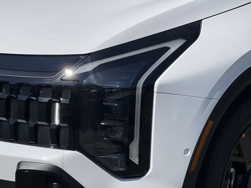 New 2026 Kia Sportage X-Line AWD/4WD image 13