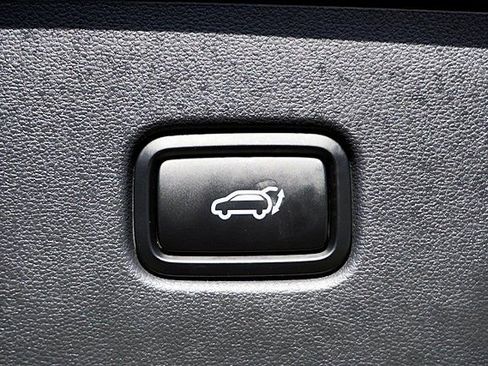 Certified 2024 Hyundai Tucson Limited AWD/4WD image 16