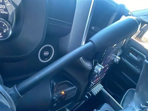 Used 2020 RAM 2500 Laramie image 22