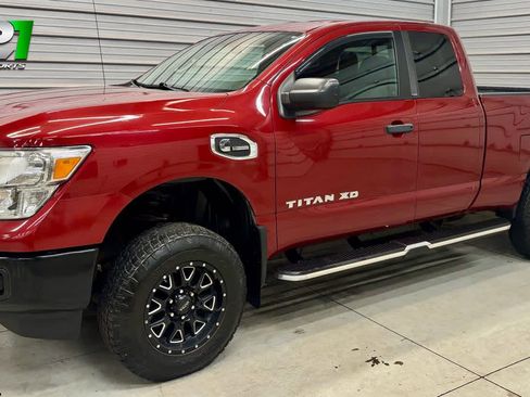 Used 2017 Nissan Titan S AWD/4WD image 1