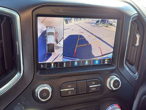 Used 2021 GMC Sierra 3500 AT4 w/ AT4 Premium Plus Package image 24