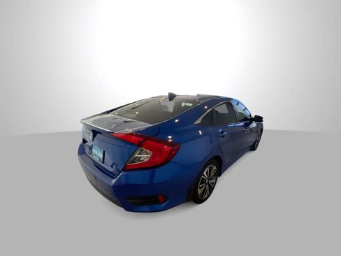 Used 2017 Honda Civic EX-T image 8