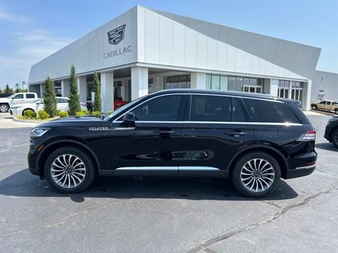 Used 2022 Lincoln Aviator Reserve w/ Elements Package Plus AWD/4WD image 1