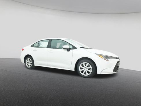 New 2026 Toyota Corolla LE image 28