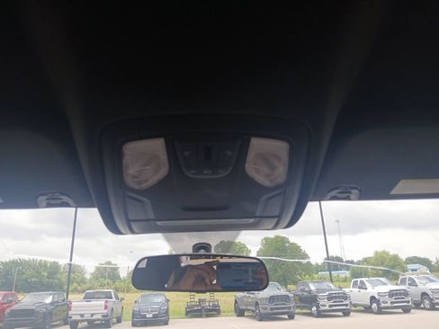 Used 2022 RAM 1500 Big Horn AWD/4WD image 21