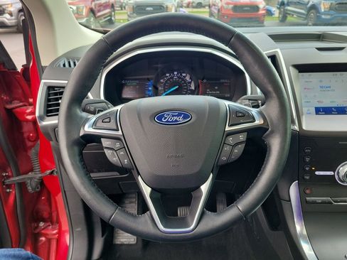 Certified 2020 Ford Edge Titanium AWD/4WD image 23