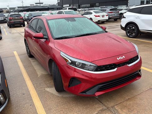 Used 2024 Kia Forte LXS FWD image 1