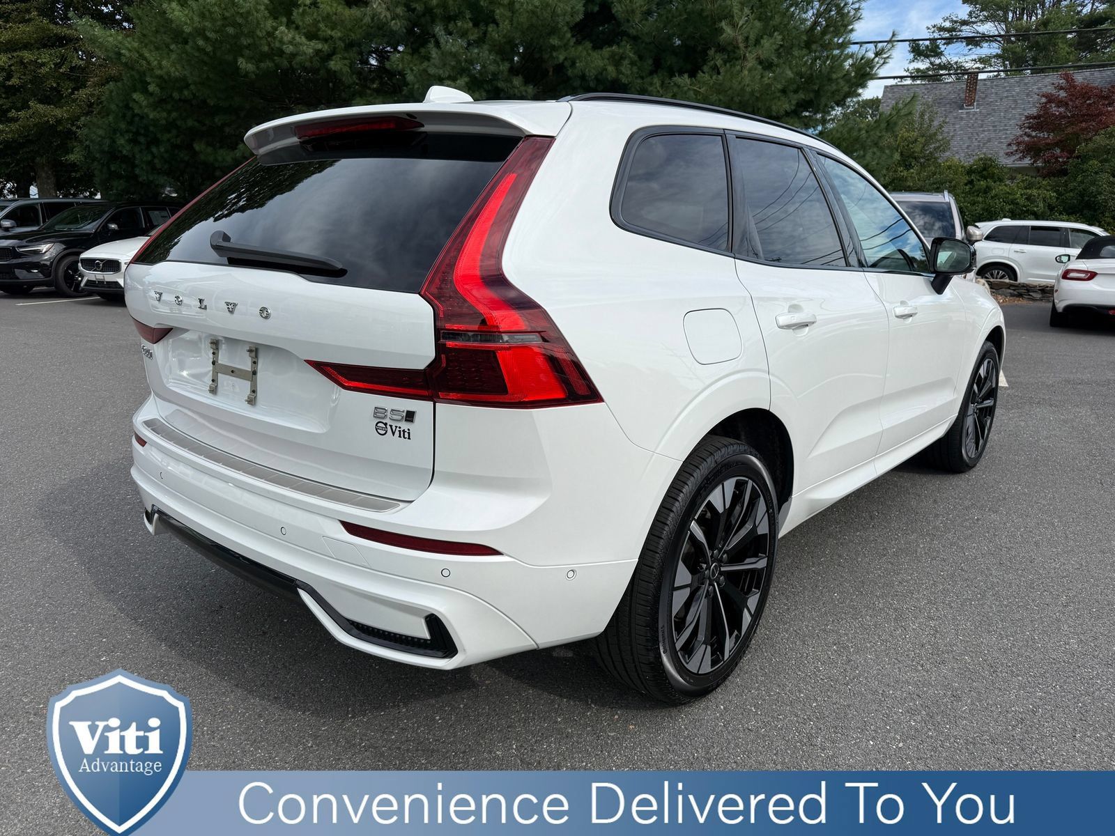 Used 2026 Volvo XC60 B5 Plus w/ Protection Package Premier AWD/4WD image 7