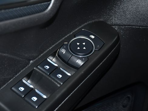 Used 2025 Ford Escape ST-Line AWD/4WD image 32