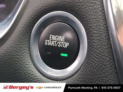 Certified 2023 Chevrolet Traverse LT w/ LT Premium Package image 33