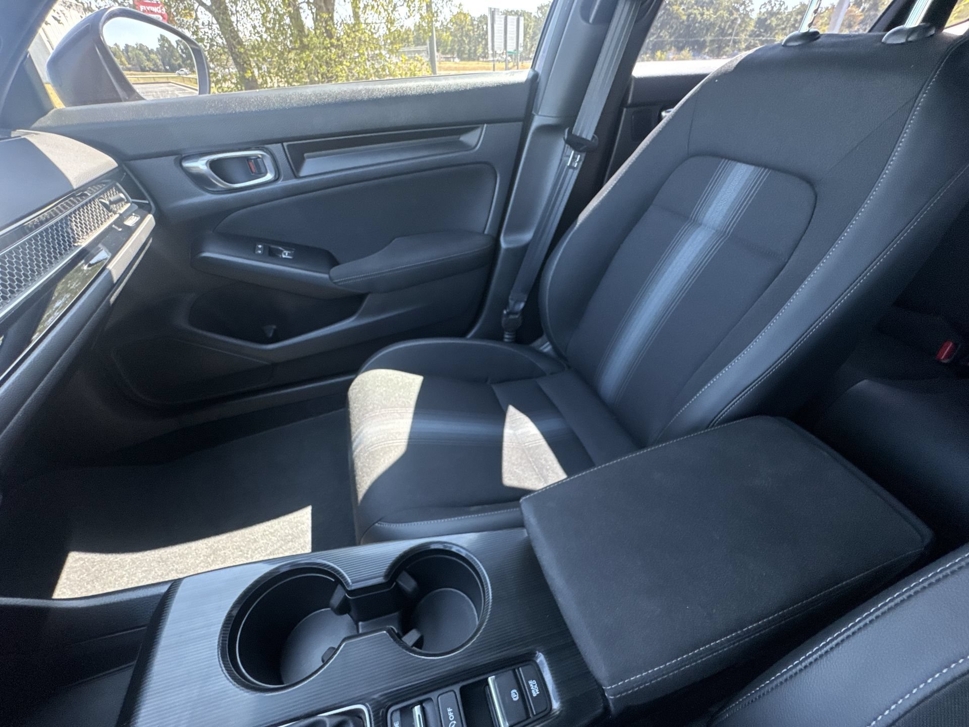 Used 2025 Honda Civic Sport image 19