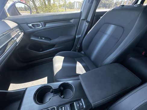 Used 2025 Honda Civic Sport image 19
