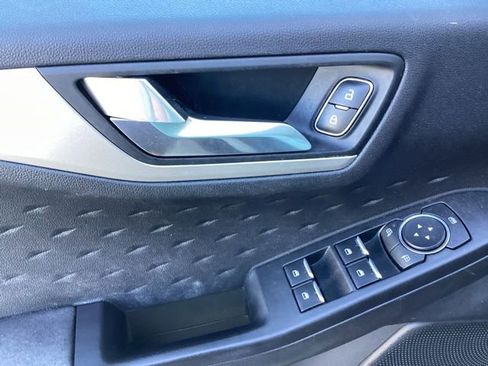 Used 2020 Ford Escape SE AWD/4WD image 25