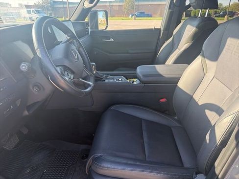 Used 2024 Lexus GX 550 AWD/4WD image 4