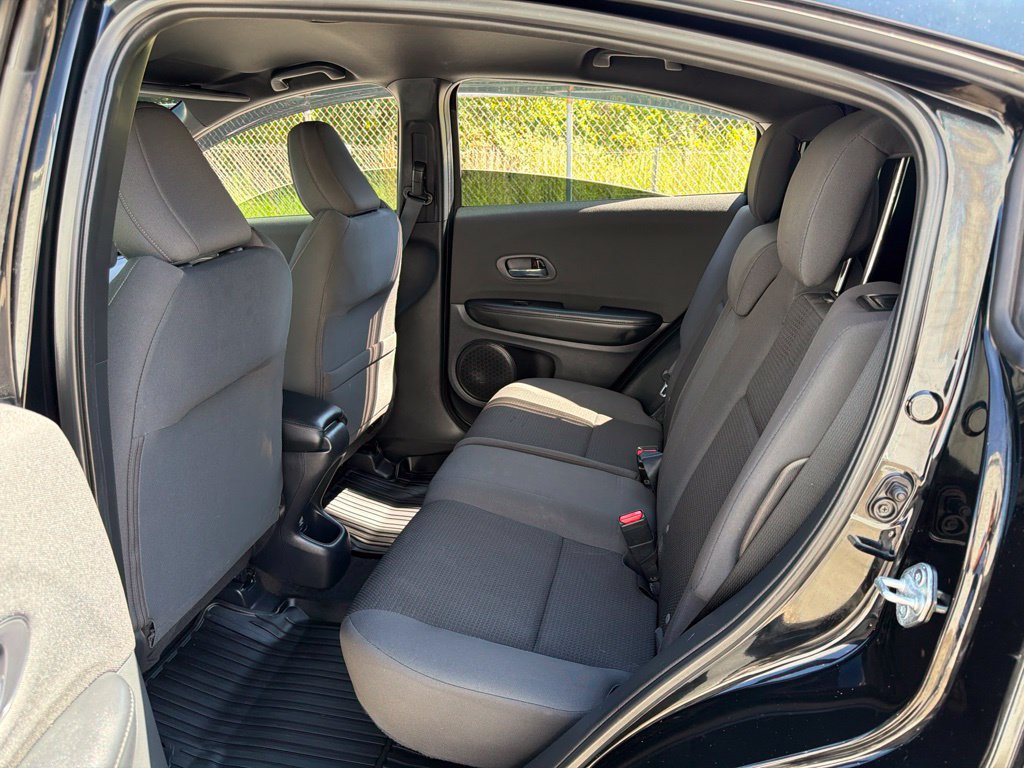 Used 2021 Honda HR-V Sport image 18