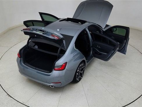 Used 2025 BMW 330i xDrive Sedan image 88