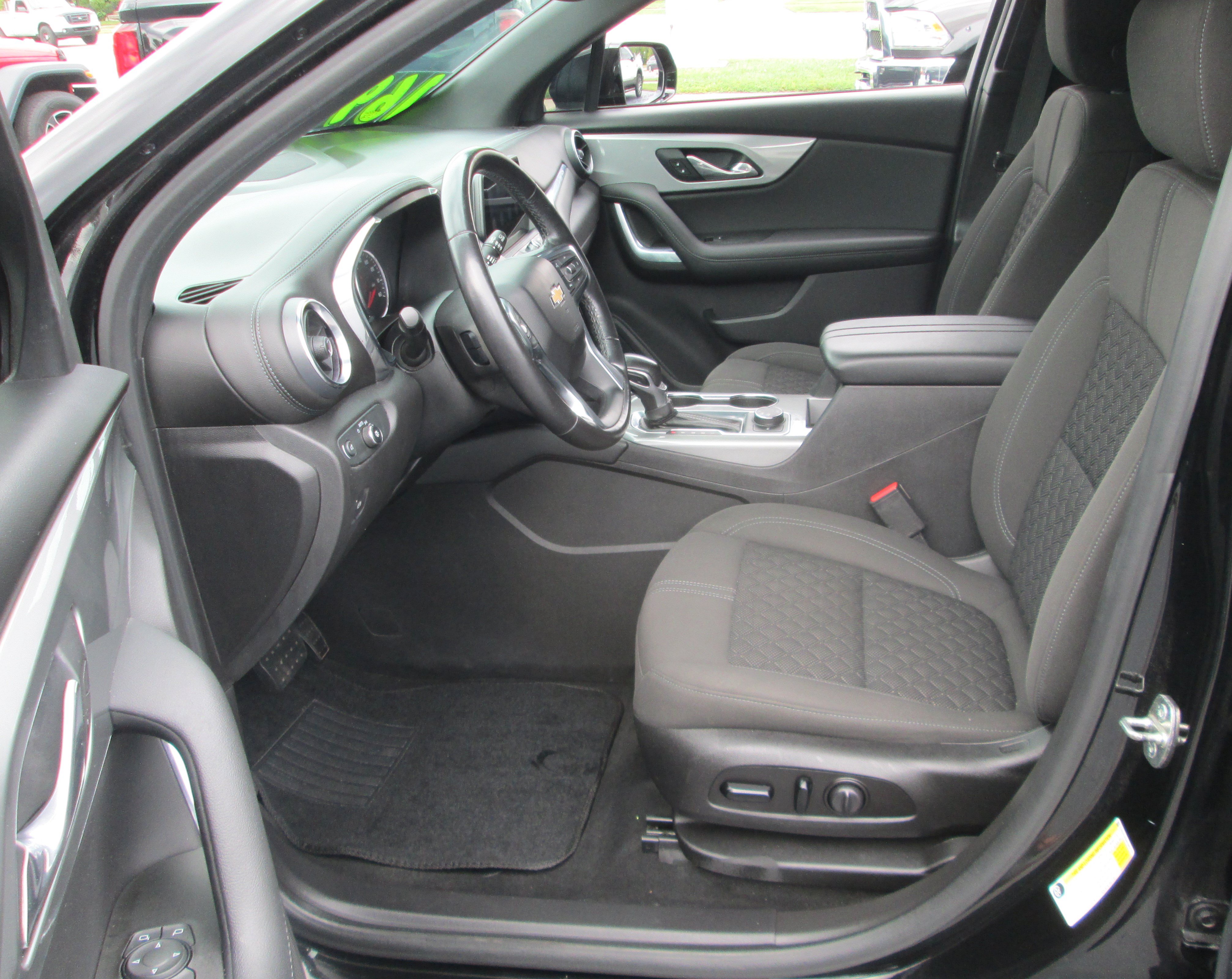 Used 2019 Chevrolet Blazer LT AWD/4WD image 10