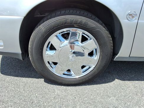 Used 2003 Cadillac De Ville Limousine image 10