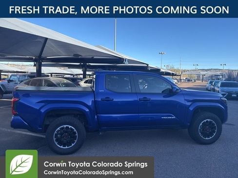 Used 2025 Toyota Tacoma SR5 image 9
