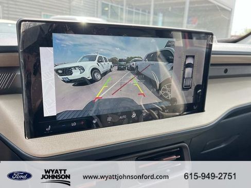 New 2026 Ford Maverick Lariat image 33