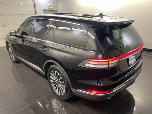 Used 2020 Lincoln Aviator Reserve w/ Elements Package Plus image 4