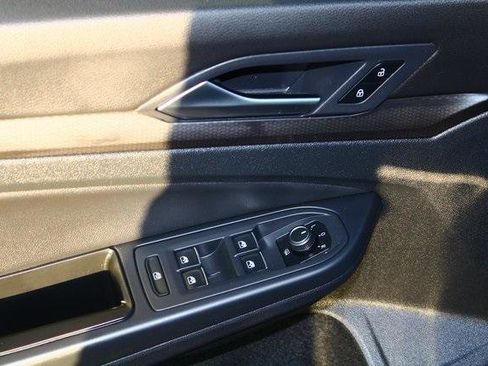 Used 2023 Volkswagen GTI Autobahn image 14