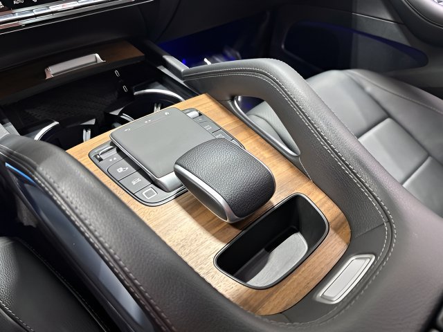 Certified 2025 Mercedes-Benz GLE 450e 4MATIC image 26