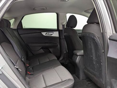 Used 2024 Kia Forte LXS w/ LXS Technology Package FWD image 19