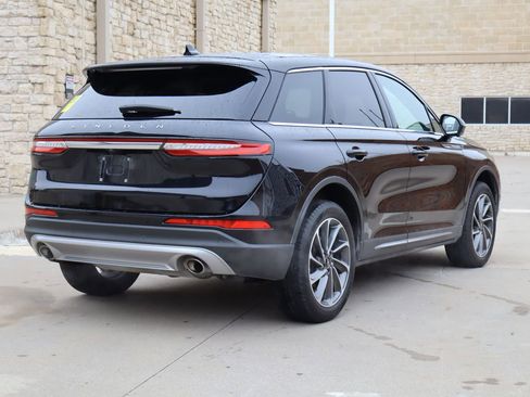Used 2023 Lincoln Corsair AWD w/ Equipment Group 101A image 3