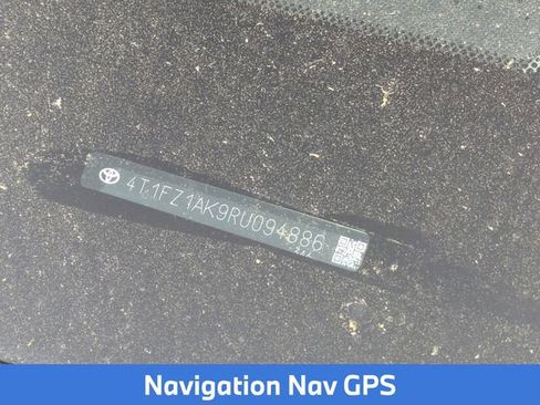 Used 2024 Toyota Camry XLE w/ Navigation Package image 6