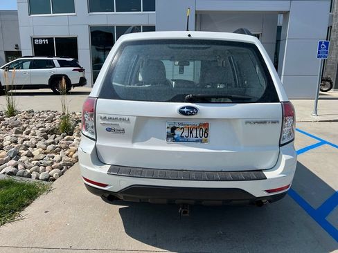 Used 2010 Subaru Forester 2.5X AWD/4WD image 11