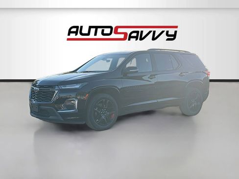 Used 2023 Chevrolet Traverse Premier w/ Redline Edition image 3