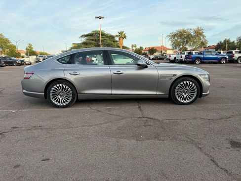 Used 2023 Genesis G80 image 10