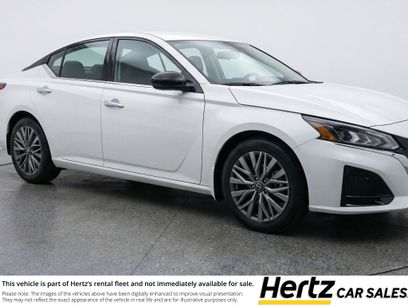 Used 2025 Nissan Altima 2.5 SV