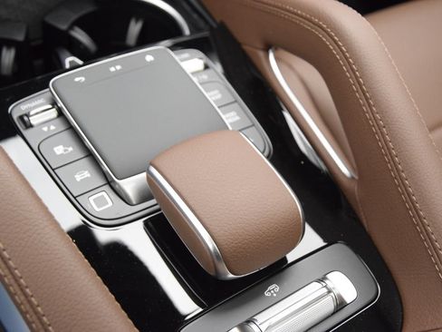 New 2026 Mercedes-Benz GLS 450 4MATIC image 30