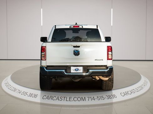 Used 2022 RAM 1500 Big Horn AWD/4WD image 3