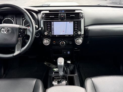 Used 2022 Toyota 4Runner TRD Off-Road Premium w/ Moonroof Package AWD/4WD image 16