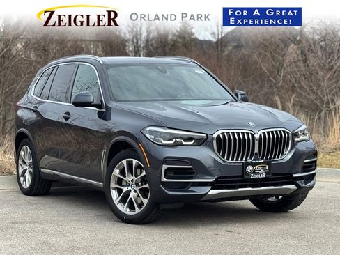 Used 2022 BMW X5 xDrive40i w/ Premium Package image 1