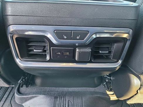 Used 2020 GMC Sierra 2500 Denali w/ Denali Ultimate Package image 17