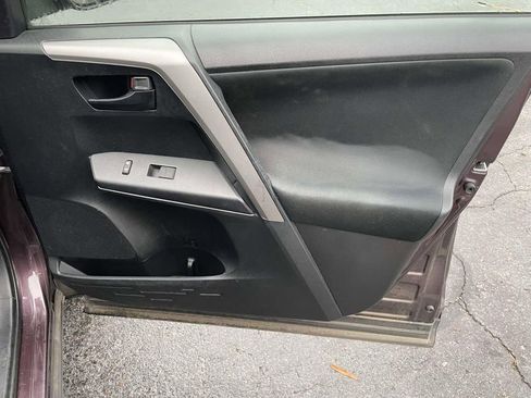 Used 2016 Toyota RAV4 LE image 45
