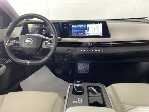 Used 2023 Nissan Ariya FWD image 14