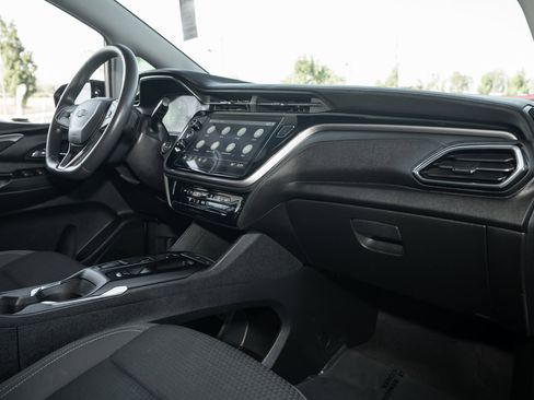 Used 2022 Chevrolet Bolt LT image 35