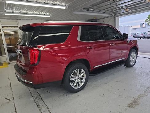 Certified 2023 GMC Yukon SLT w/ SLT Luxury Package AWD/4WD image 6