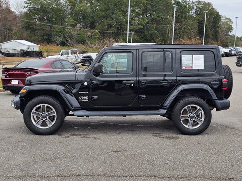 Used 2020 Jeep Wrangler Unlimited Sahara image 11