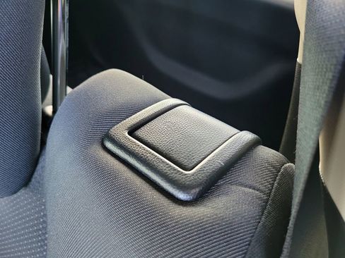 Used 2022 Honda HR-V EX image 10